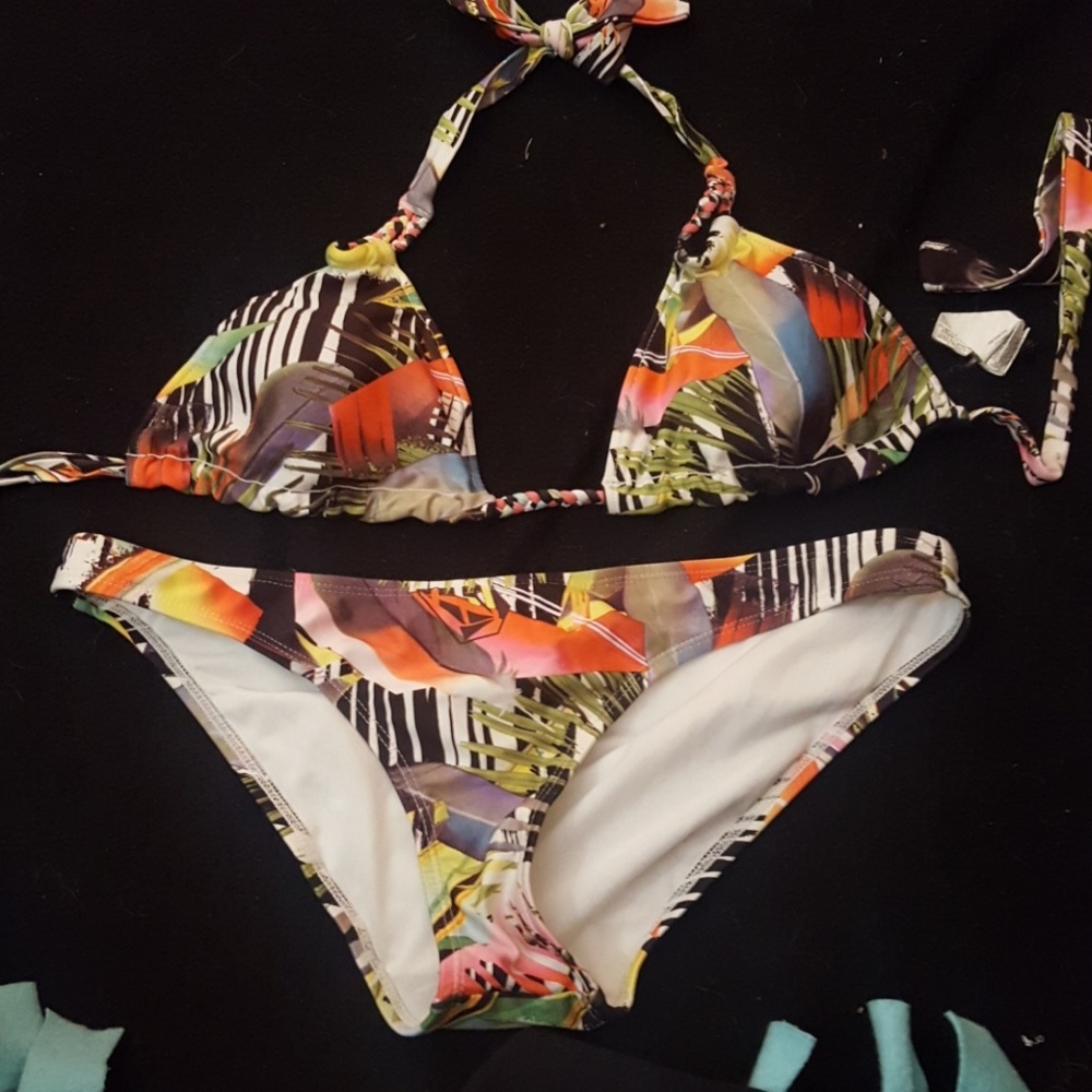 Volcom bikini